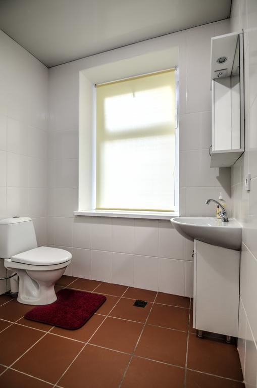 Apartment On Knyazya Leva 2 ลวีฟ ภายนอก รูปภาพ