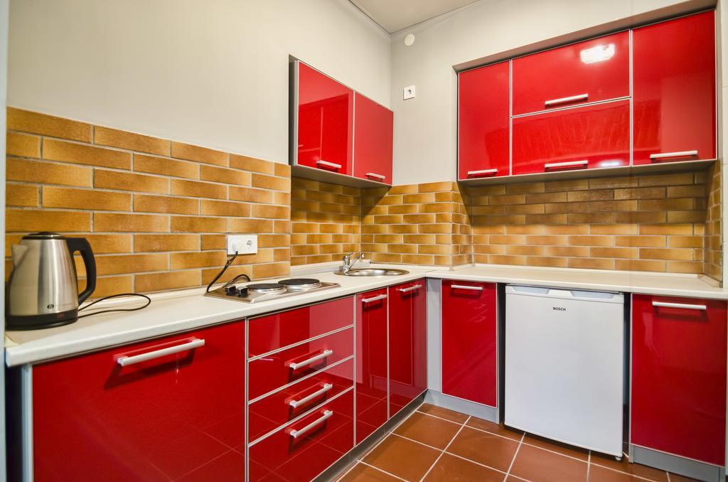 Apartment On Knyazya Leva 2 ลวีฟ ภายนอก รูปภาพ