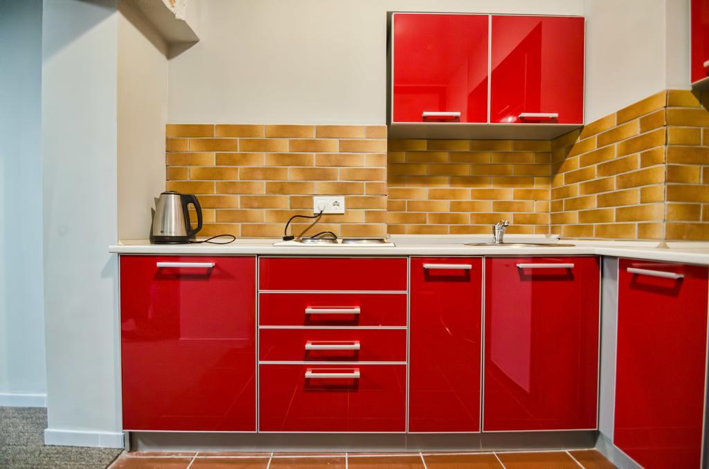 Apartment On Knyazya Leva 2 ลวีฟ ภายนอก รูปภาพ
